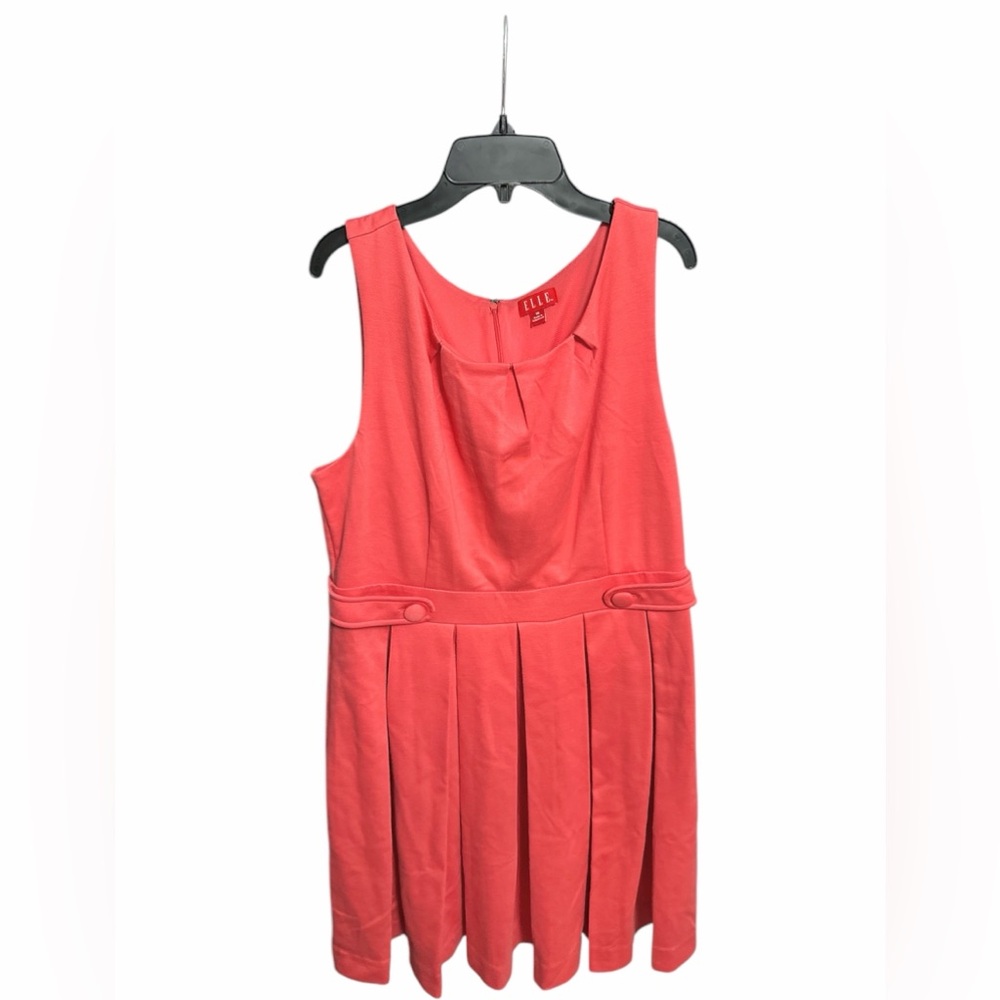 Elle’s Coral Sleeveless Dress